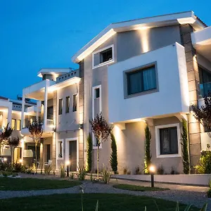 Costa Domus Blue Luxury דירה ניקיטי
