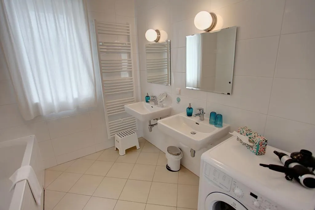 Gasser Apartments - Apartments Karlskirche Vienna 0*,  Austria